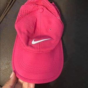 Nike women’s hat